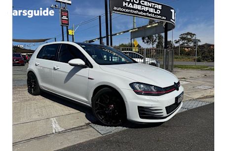 White 2017 Volkswagen Golf Hatch GTI F