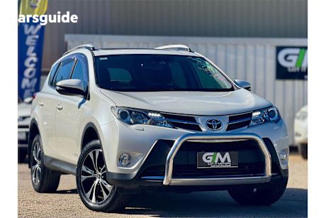 White 2014 Toyota RAV4 Wagon Cruiser (4X4)