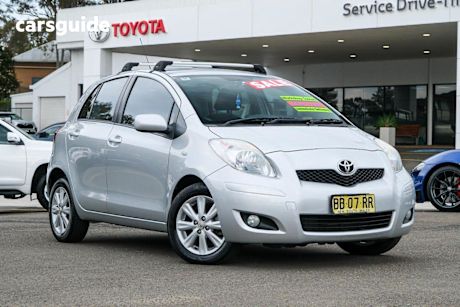 Silver 2009 Toyota Yaris Hatch EDGE F