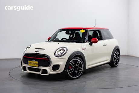 White 2016 Mini Cooper Hatchback JCW