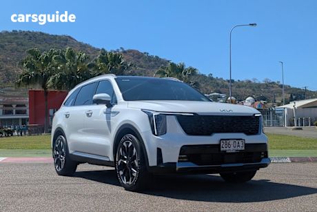 White 2025 Kia Sorento Wagon GT-Line 7 Seat
