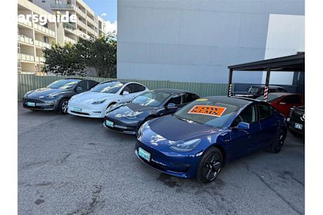 Grey 2022 Tesla Model 3 Sedan Rear-Wheel Drive