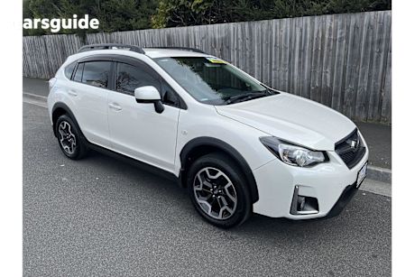 White 2017 Subaru XV Wagon 2.0I
