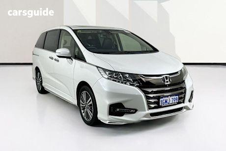White 2018 Honda Odyssey Wagon Vti-L