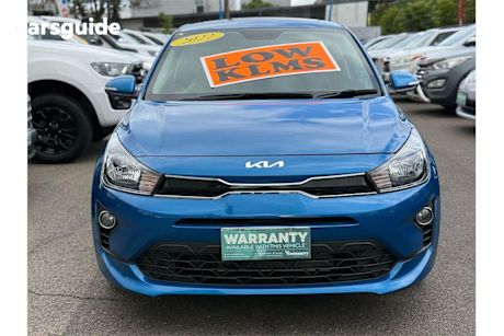 Blue 2022 Kia RIO Hatchback Sx