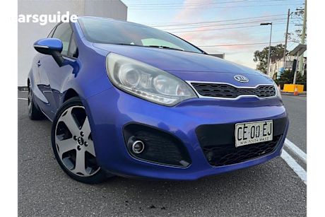Blue 2012 Kia RIO Hatchback Sls