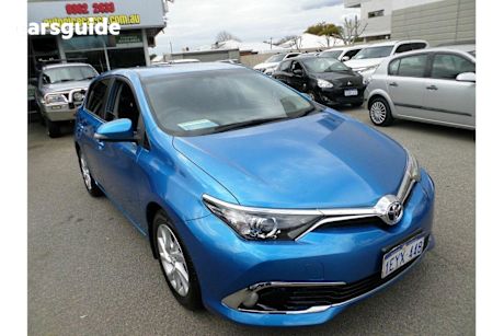 Blue 2016 Toyota Corolla Hatch ZR F
