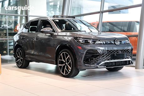 Grey 2025 Volkswagen Tiguan Wagon 195TSI R-Line