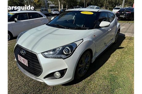 White 2015 Hyundai Veloster Coupe Sr Turbo +