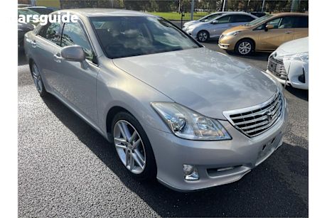 Silver 2008 Toyota Crown Sedan ROYAL SALOON
