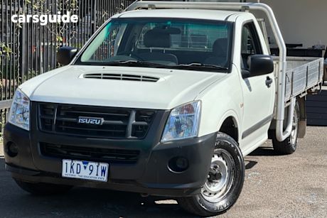 White 2011 Isuzu D-MAX Cab Chassis Sx (4X2)