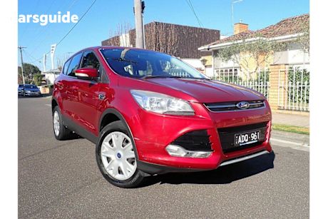 Red 2015 Ford Kuga SUV AMBIENTE