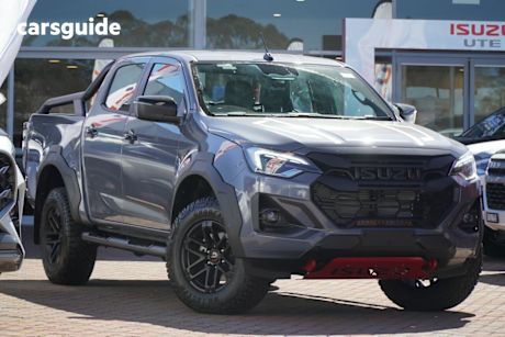 2025 Isuzu D-MAX Crew Cab Utility Blade