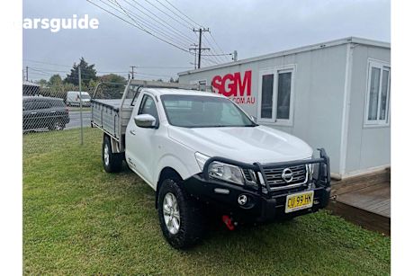 White 2015 Nissan Navara Cab Chassis Rx (4X4)