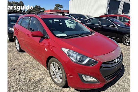 Red 2014 Hyundai I30 SUV ACTIVE F