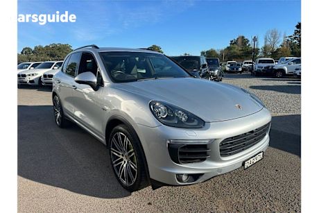 Silver 2015 Porsche Cayenne Wagon S E-Hybrid