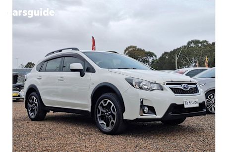 White 2016 Subaru XV Hatch 2.0I 4WD