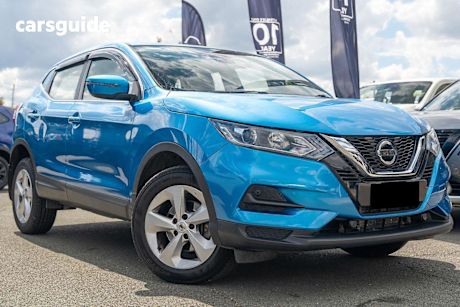 Blue 2019 Nissan Qashqai SUV ST F
