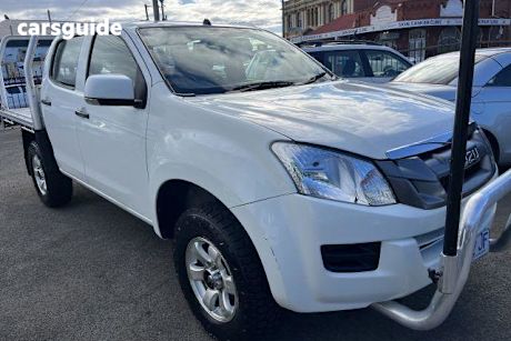 White 2016 Isuzu D-MAX OtherCar