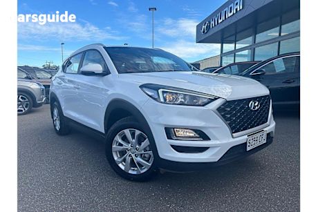 White 2019 Hyundai Tucson SUV ACTIVE F
