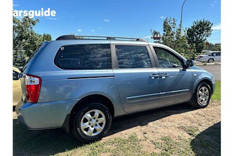 Blue 2009 Kia Grand Carnival Wagon (Ex)