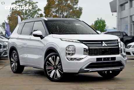 White 2025 Mitsubishi Outlander Wagon Exceed Tourer 5 Seat (Awd)
