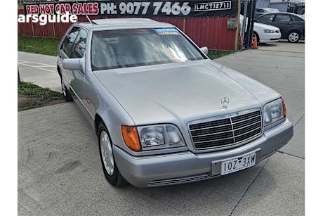 Silver 1992 Mercedes-Benz 400 Sedan Sel