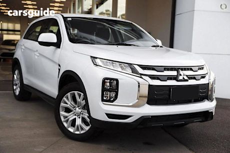 White 2024 Mitsubishi ASX SUV ES F