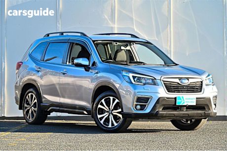 Silver 2018 Subaru Forester Wagon 2.5I Premium (Awd)