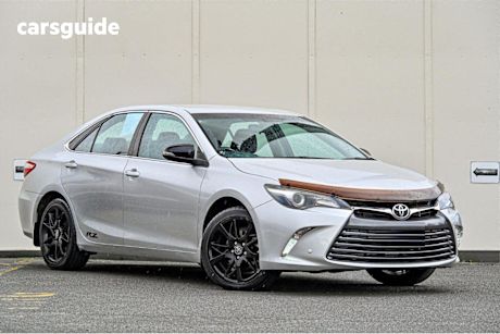 Silver 2017 Toyota Camry Sedan ATARA S F