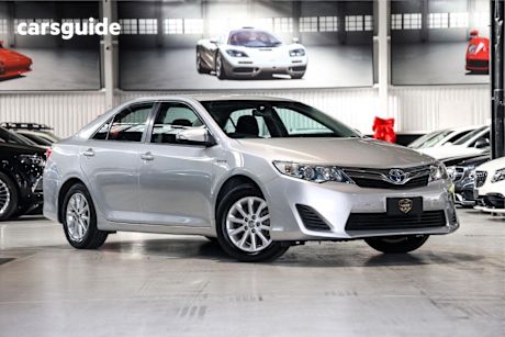 Silver 2012 Toyota Camry Sedan Hybrid H