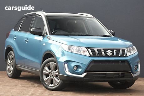 Black 2024 Suzuki Vitara Wagon