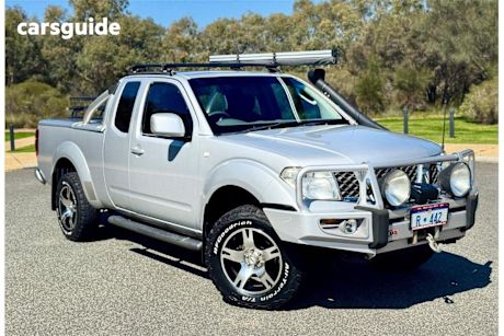 Silver 2010 Nissan Navara Dual Cab Pick-up St-X (4X4)