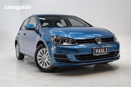 Blue 2015 Volkswagen Golf Hatch 90TSI F
