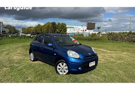 Blue 2014 Nissan Micra Hatch ST-L F