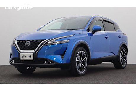 Blue 2023 Nissan Qashqai SUV ST-L F