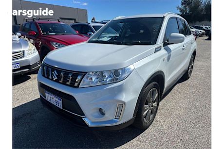 White 2020 Suzuki Vitara Wagon
