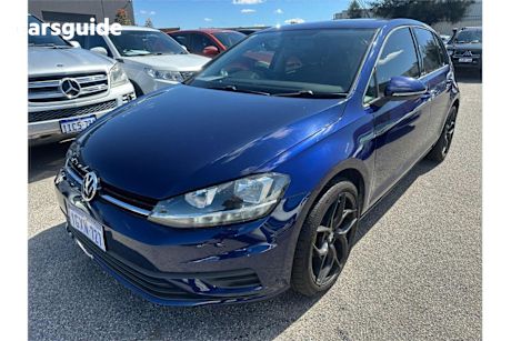 Blue 2018 Volkswagen Golf Hatchback 110 Tsi