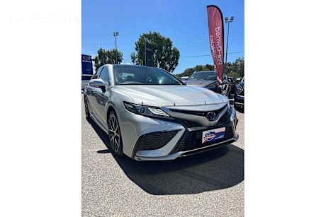 Silver 2021 Toyota Camry Sedan SL F