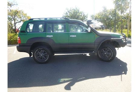 Green 2000 Toyota Landcruiser Wagon Gxl (4X4)