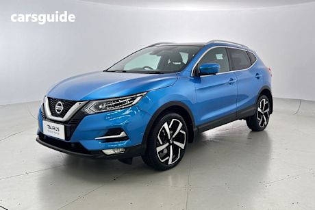 Blue 2020 Nissan Qashqai SUV TI F