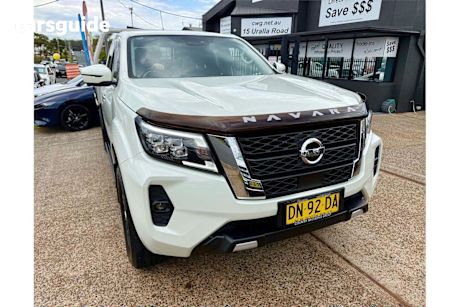 White 2021 Nissan Navara King Cab Pick Up St-X (4X4) Leather/No Sunroof