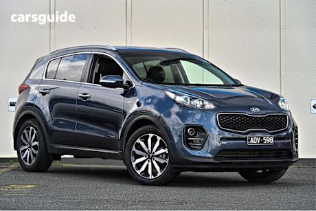 Blue 2017 Kia Sportage SUV SLI 4X4