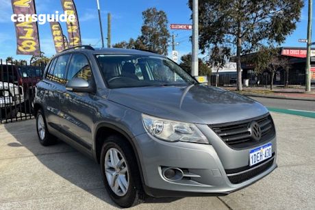 Grey 2009 Volkswagen Tiguan Wagon 125 Tsi