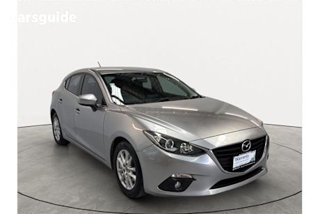 Silver 2015 Mazda Mazda3 Hatch MAXX F
