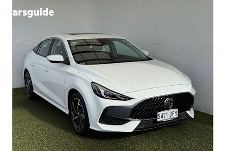 White 2024 MG MG5 Sedan ESSENCE F