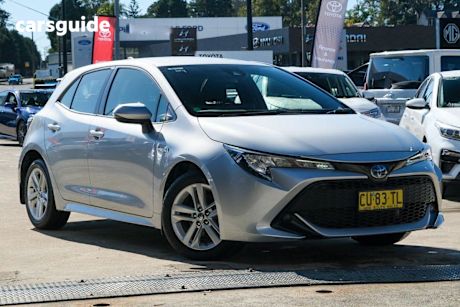 Silver 2019 Toyota Corolla Hatch ASCENT SPORT HYBRID F
