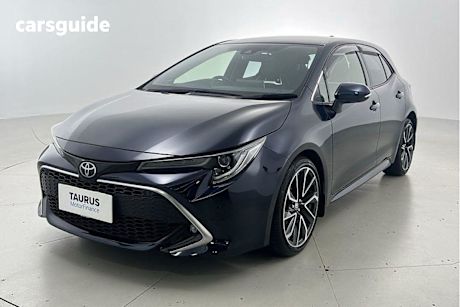 Green 2020 Toyota Corolla Hatch ZR F