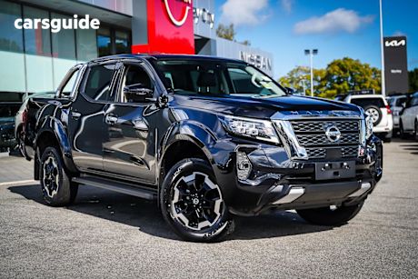 Black 2025 Nissan Navara Dual Cab Pick-up St-X (4X4) Cloth/No Sunroof