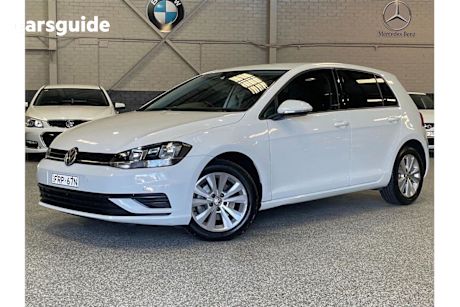 White 2018 Volkswagen Golf Hatchback 110 Tsi Trendline